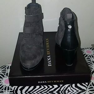 Dana Buchman Grey Wedge Booties